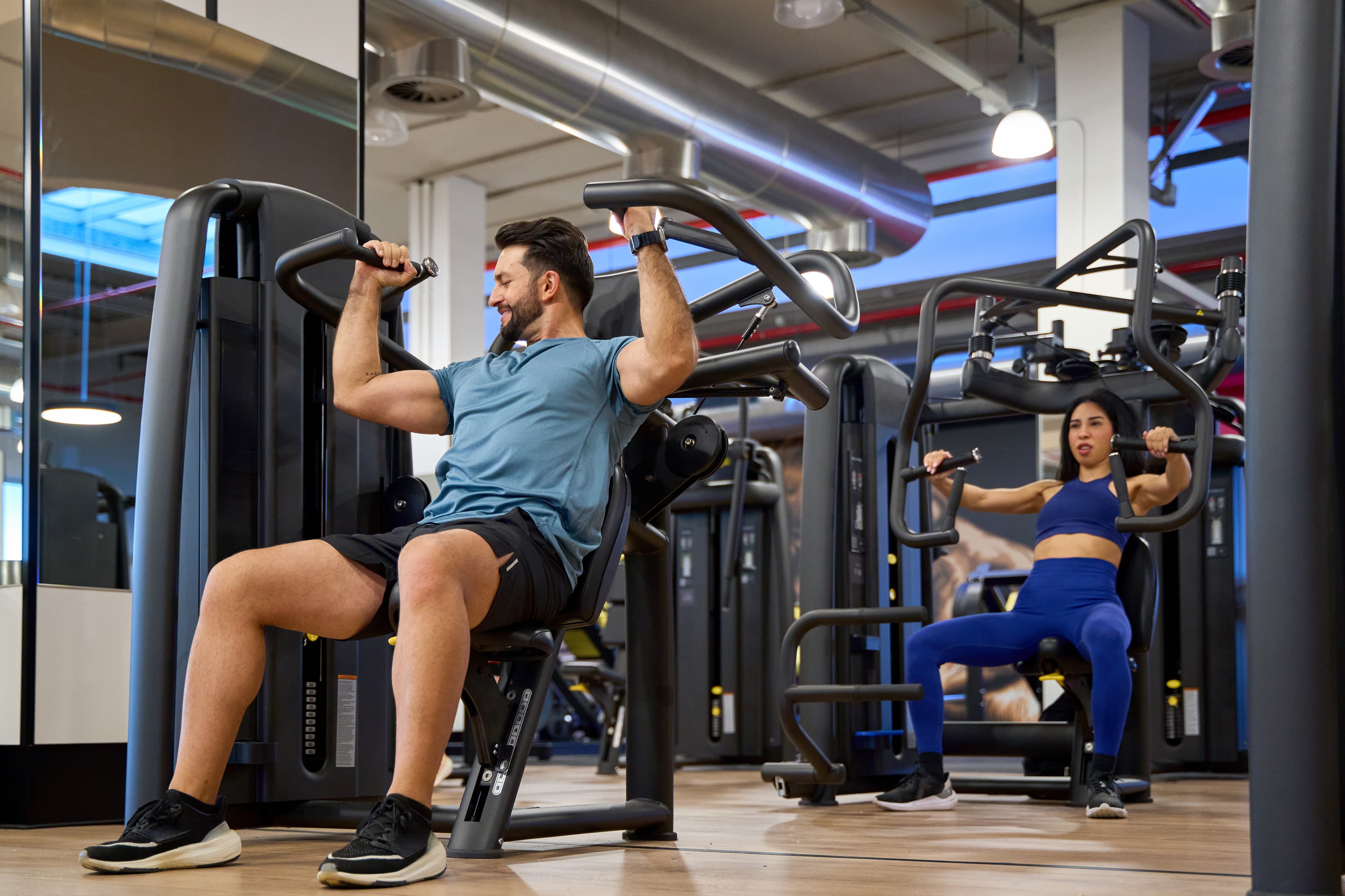 Urban Fitness - Cadena de Gimnasios